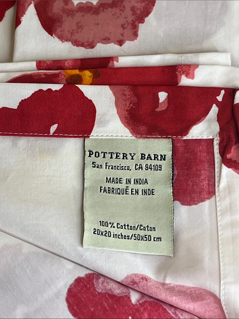 Vintage, Retired, Pottery Barn Set of 4 Vibrant Red Poppy Napkins- 100% Cotton